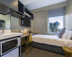 Khách sạn Together Co-living Melbourne (Melbourne, Úc)