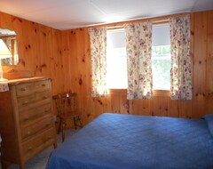 Entire House / Apartment Pine Cove Cottage - Quaint Cottage On Shores Of Pemaquid Lake (Damariscotta, USA)