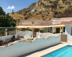 Tüm Ev/Apart Daire Tranquil Cave House In Beautiful Countryside With Pool (Cortes de Baza, İspanya)