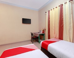 Khách sạn OYO 799 Hotel Dieng (Karo, Indonesia)