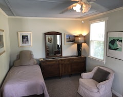Hele huset/lejligheden Cozy Downtown Cottage For Equestrians,family,sightseeing,10min To Tiec, Pet Pals (Columbus, USA)