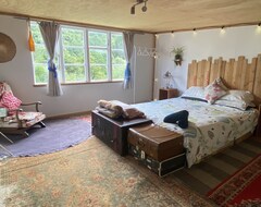 Entire House / Apartment Off Grid Cabin On Alpaca Farm In Golden Bay (Takaka, New Zealand)