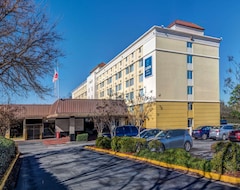 Hotel Comfort Inn & Suites Airport N (College Park, USA)