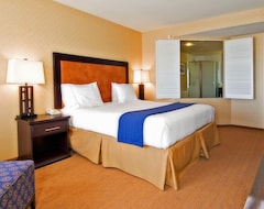 Khách sạn Holiday Inn Express & Suites Riverport Richmond, An Ihg Hotel (Richmond, Canada)