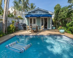 Cijela kuća/apartman Designer Dream 2br/2ba With Heated Pool And Concierge (Key West, Sjedinjene Američke Države)