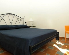Khách sạn Le Grand Bleu - Gioia Apartments (Procida, Ý)