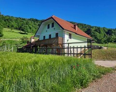 Toàn bộ căn nhà/căn hộ Holiday Home With A View (Semič, Slovenia)
