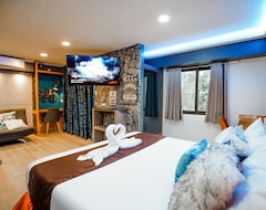 Koko talo/asunto CLOCKWORKORANGE Luxury Suites (Lapu-Lapu, Filippiinit)