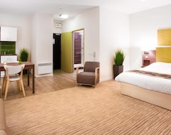 Khách sạn Kyriad Chambery Centre - Hotel Et Residence (Chambéry, Pháp)