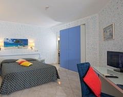 Cijela kuća/apartman Villa Pietra Salata With Infinity Pool, Air Conditioning And Wifi / Hifi (Capri, Italija)