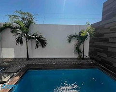 Entire House / Apartment Casa De Lujo Altozano Residencial Con Piscina By Aira (Villahermosa, Mexico)