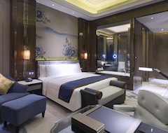 Duoke Hotel Kunming Guanghui (Kunming, China)