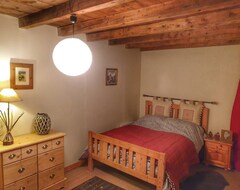 Toàn bộ căn nhà/căn hộ Chalet Jamoo, Authentic Renovated Farmhouse, Surrounded By Nature, In The Heart Of Aravis (Entremont, Pháp)