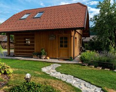 Toàn bộ căn nhà/căn hộ Cottage Happiness With Sauna And Natural Pool (Ribnica, Slovenia)