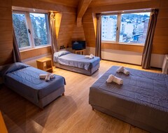 Hotel Bariloche Suites (San Carlos de Bariloche, Argentina)
