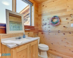 Entire House / Apartment Rustic Cora Studio Cabin by Wind River Mtns! (Cora, USA)