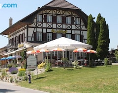 Hotel Gasthof Sternen (Uettligen, Suiza)