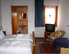 Toàn bộ căn nhà/căn hộ Standard Room Two Beds No. 25 - Goldner Engel, Restaurant - Hotel - Butcher (Laudenbach, Đức)