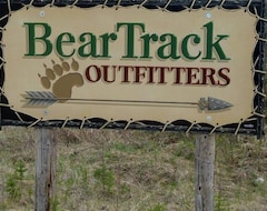 Hotel Bear Track Outfitters (Winnipeg, Kanada)