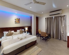 Hotel Cygnett Lite Celestiial (Candolim, India)