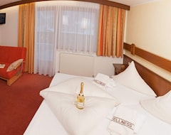 Khách sạn Hotel Sonne (Hintertux, Áo)