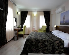 Pansion Mitos Hotel (Bozcaada, Turska)