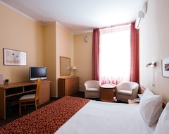 Khách sạn Premier by USTA Hotels (Yekaterinburg, Nga)