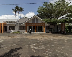 Otel RedDoorz near Pantai Panjang Bengkulu (Bengkulu, Endonezya)