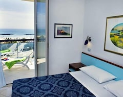 Hotel Residence Oltremare (San Benedetto del Tronto, Italy)