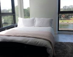 Koko talo/asunto Exclusive Apartment With Water Views (Sydney, Australia)