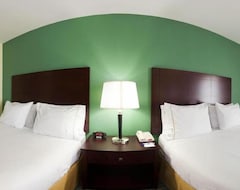 Holiday Inn Express Hotel & Suites Thornburg-S. Fredericksburg, An Ihg Hotel (Thornburg, ABD)