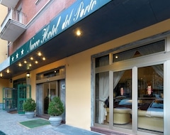 Nuovo Hotel Del Porto (Bologna, Italy)