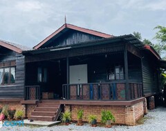 Casa/apartamento entero Nazirin Homestay Dvillage Muar Batu Pahat (Parit Jawa, Malasia)