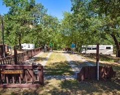 Khách sạn Russian River Rv Campground (Cloverdale, Hoa Kỳ)