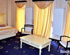 Khách sạn Ambasador (Iaşi, Romania)