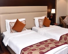 Khách sạn Lords Plaza Surat (Surat, Ấn Độ)