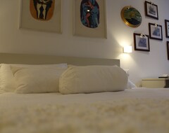 OBLO' Guesthouse, Portovénere, Italy - www.trivago.co.uk