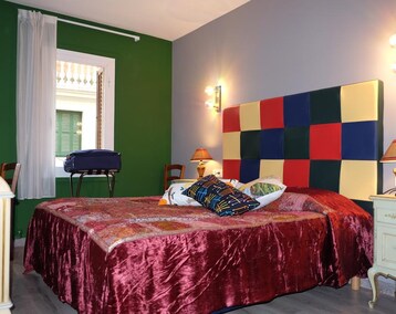 Hotel Colours Of Sitges (Sitges, Spanien)