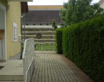 Koko talo/asunto Adikati Lak (Bük, Unkari)