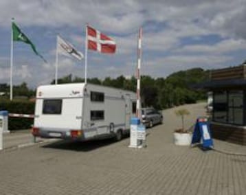 Campingplads TopCamp Riis Cottages (Give, Danmark)