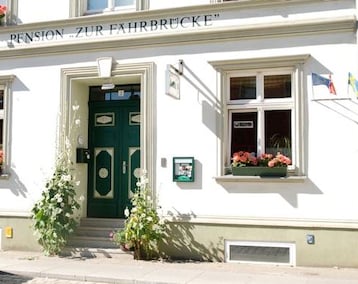 Hotel Pension Zur Fahrbrucke (Stralsund, Alemania)