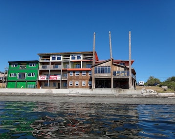 The Oceanfront Hotel (Sointula, Canadá)