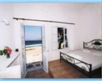 Hotel MARKOS BEACH rooms & studios (Megali Ammos, Greece)