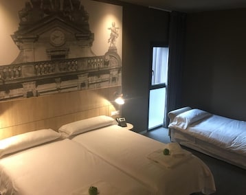 Hotel Landaben (Pamplona, España)