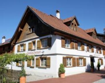 Hotelli Gästehaus Bernhard (Lochau, Itävalta)