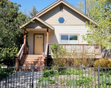 Casa/apartamento entero Chestnut Cottage Downtown Full Mountain View And Close To Everything! (Mount Shasta, EE. UU.)