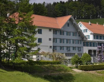 Hotelli Gasthof Gyrenbad (Turbenthal, Sveitsi)
