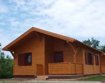 Árnyas Thermal Camping és Üdülőpark (Püspökládany, Hungría)