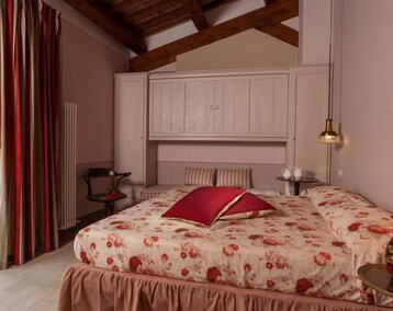 Hotel Tenuta Saiano Resort (Torriana, Italien)