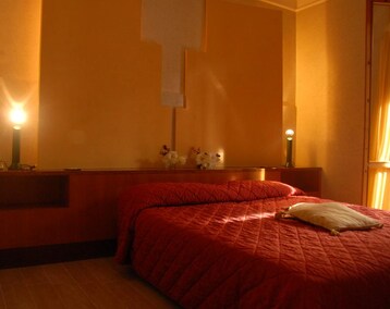 Hotel La Ginestra (Acqualagna, Italien)